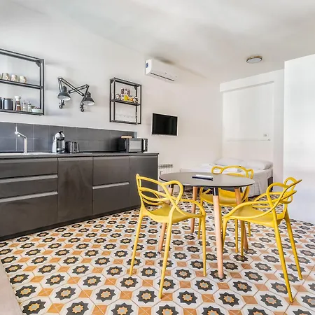 Daire Loreto 3 Pax Wi-fi Milano