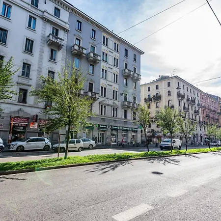 Loreto 3 Pax Wi-fi * Milan