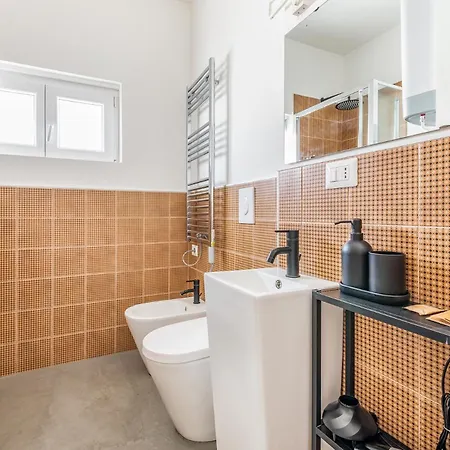 Appartement Loreto 3 Pax Wi-fi Milaan